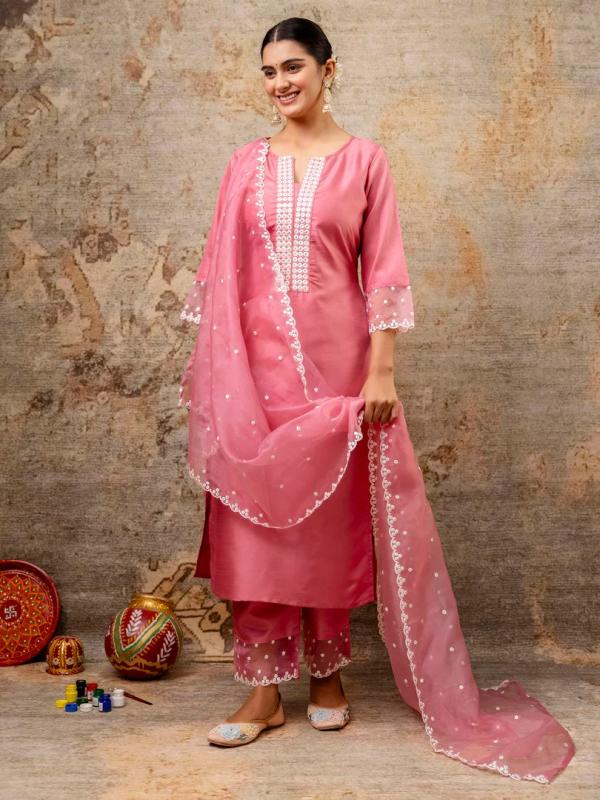 VP 9678 P Women Kurta and Pant Sets Silk Blend Fabric